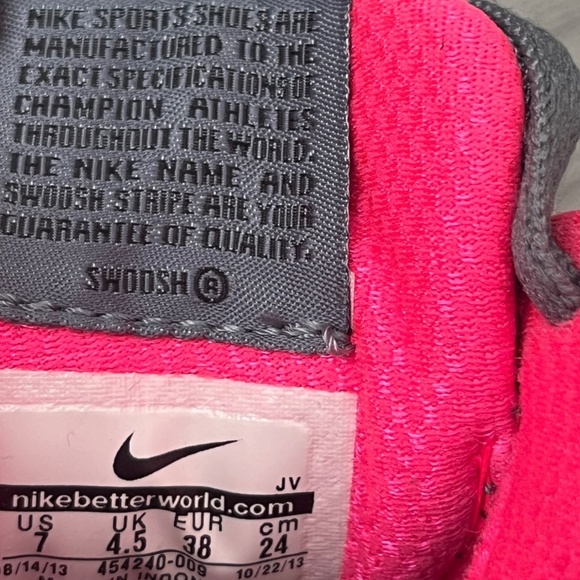 Nike Women's Dual Fusion ST2 Sneakers, Gray/Hot Pink Size 7 - Picture 16 of 16